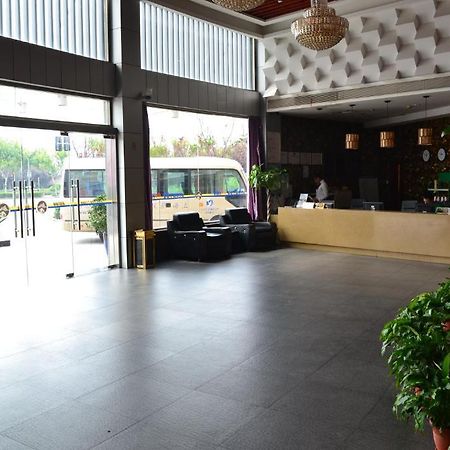 Jingyue 99 Inn Shanghai Pudong Airport Shiwan Branch Extérieur photo
